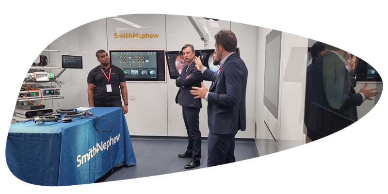 Blog callout 3 - digital operating room.png