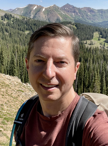 Image of a rotator cuff patient sharing their story of recovery after surgery with REGENETEN collagen implant