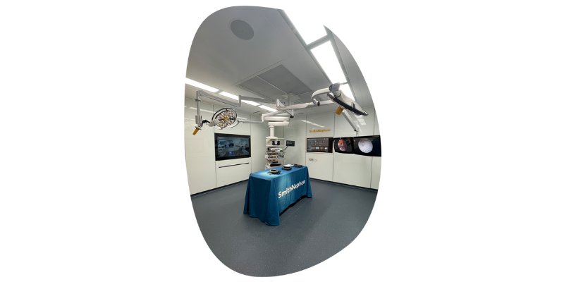 Blog callout 4 - digital operating room.png