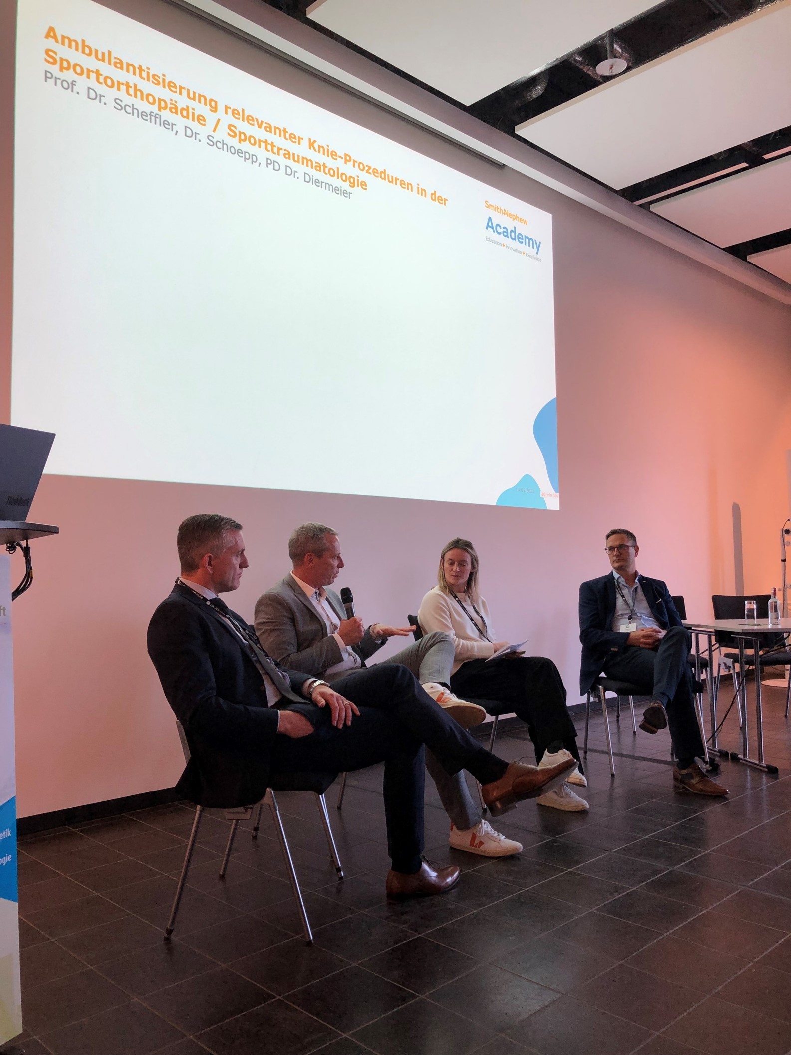 DKG discussion round.jpg