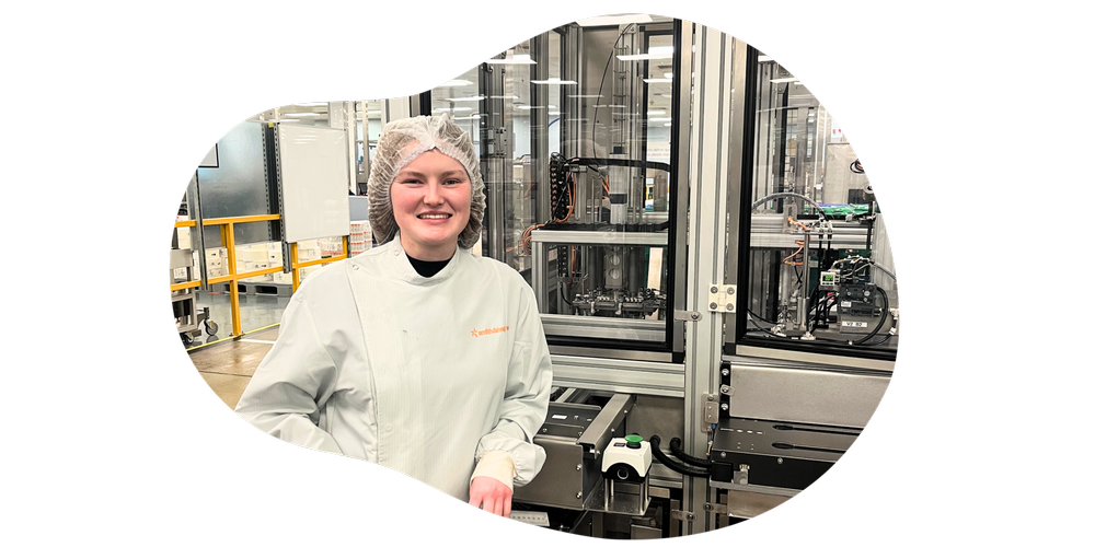 Blog-Apprenticeship Week 2026-Aoife at machine.png